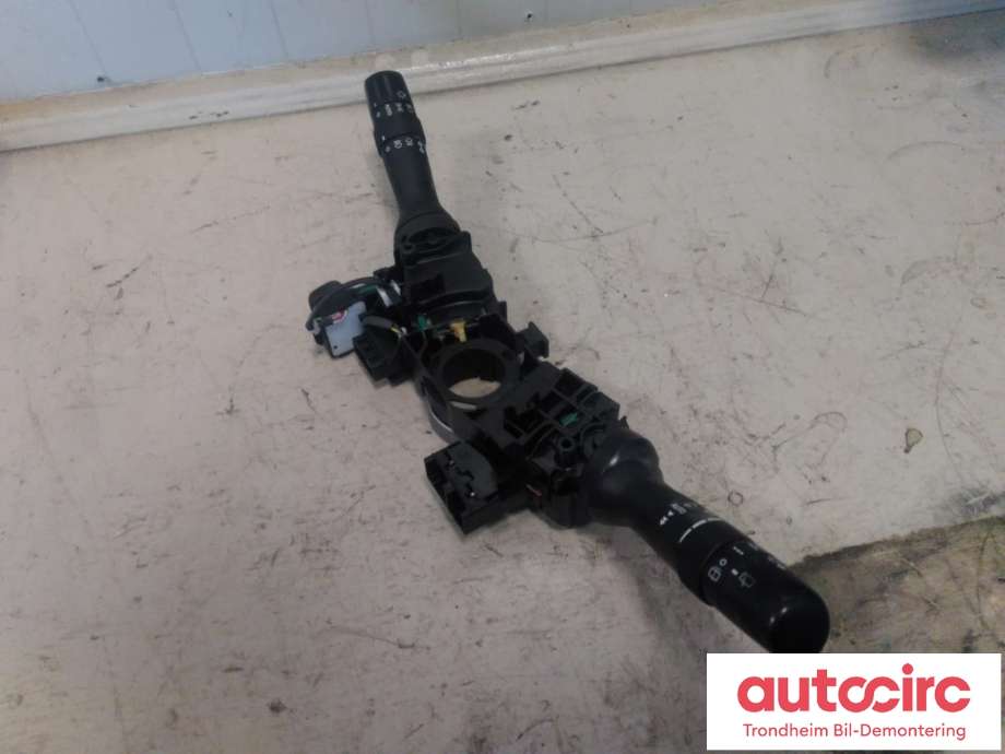 Bryter combi til Toyota Avensis 2009-2015 (Type III, Fase 1)  (..|84140 05180|84652 05190|8465205190)