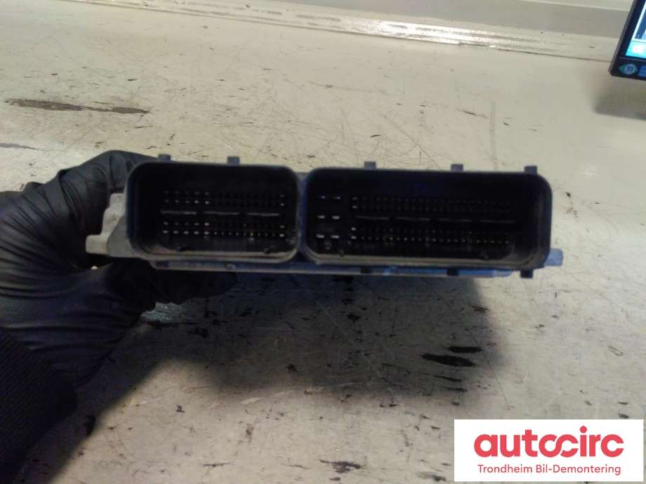 Styreenhet motor til Opel Insignia A 2009-2014  (BOSCH|55573539|55573560|55575349)