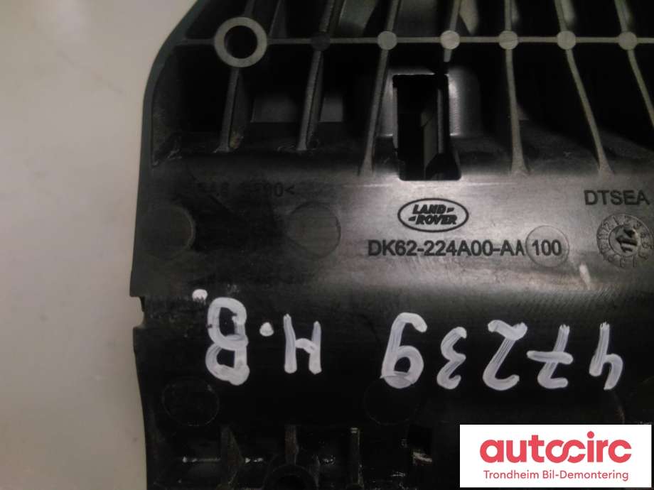 Dørhåndtak utv høyre bak til Land Rover Range Rover Sport 2013-->>  (..|DK62-224A00-AA|BJ32-224N02|LR050987| DK62224A00AA| LR025540| LR108184| BJ32224N02AB| BJ32224N02AD)