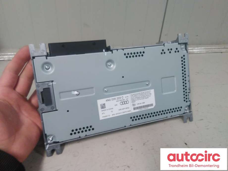 Bilstereo forsterker til Audi e-tron 2018-->>  (..|4N0035223C|4N0 035 223 C|PA00011D)