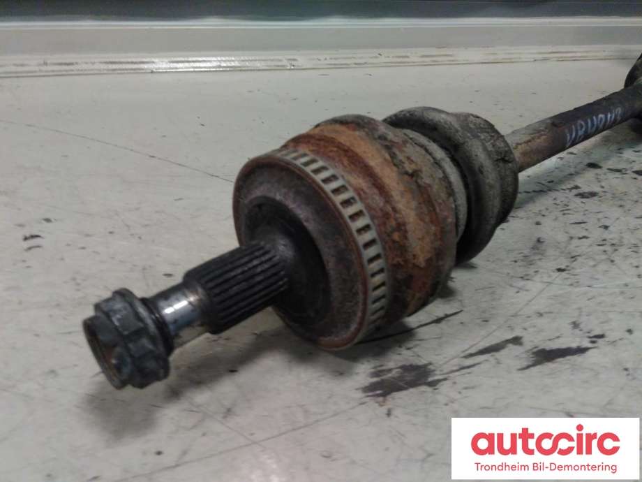 Drivaksel venstre bak, diesel/automat til Mercedes E-Klasse 2000-2002 (Fase 2) (W210) (W210) (...|A2103501056|A2103500102|)