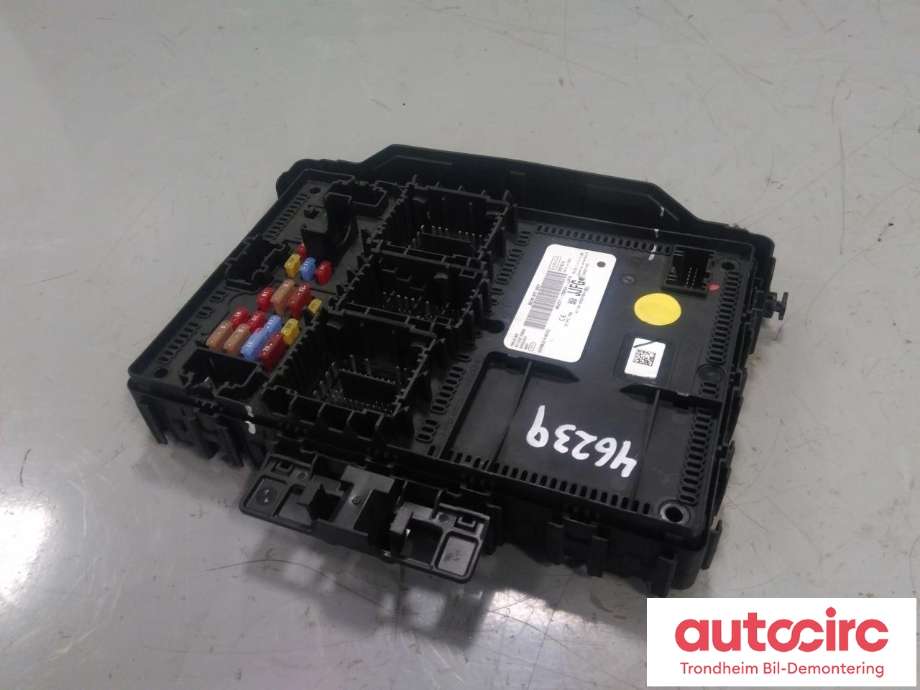 Styreenhet comfort (BCM) til Ford Mustang Mach-e 2020-->>  (FOMOCO|MU5T-15604-JJFG|2623708|MU5T-15604-JJFN)