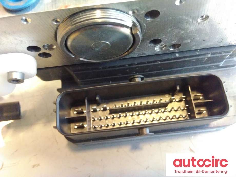 ABS sentral til BYD Tang 2020-->>  (BOSCH|TA-3568010-D1|0265022076|0265957006)