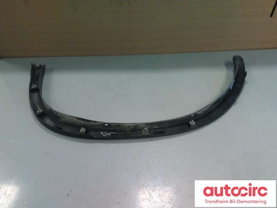 Hjulbuelist venstre bak til BMW iX3 2021-->> (..|9880135|51779880135|51 77 9 880 135)