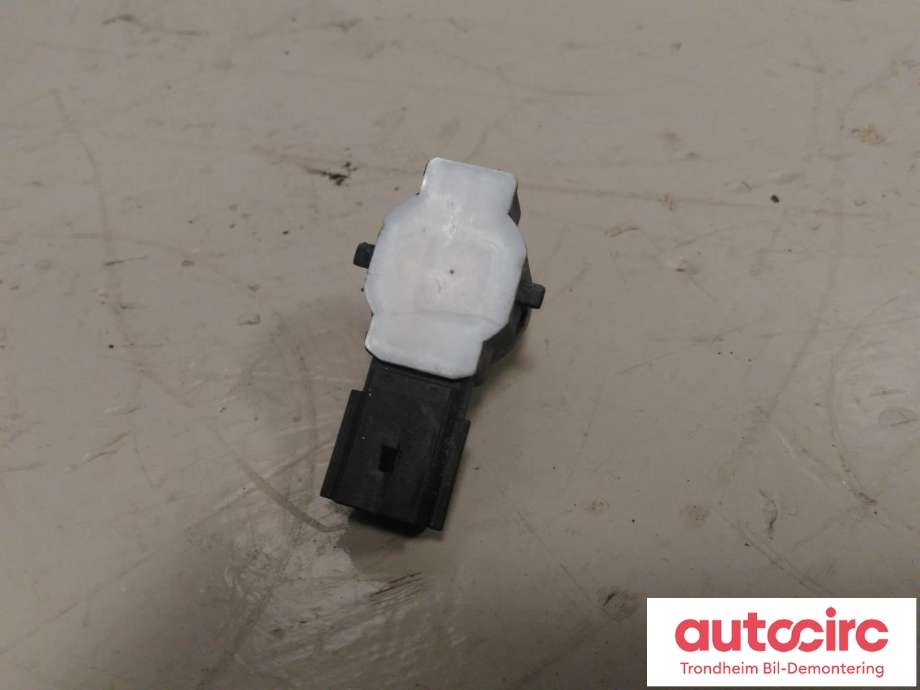 Parkeringssensor foran til Opel Mokka X 2016-2019 (Type I, Fase 2)  (BOSCH|39022834|0263043004|)