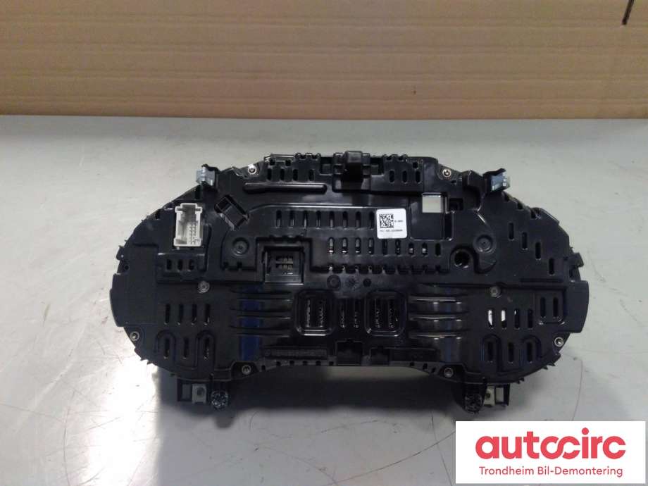 Instrumentpanel til Mercedes Vito 2014-->> (W447) (W447) (...|A4479001008|A4479008109|A4479004111)