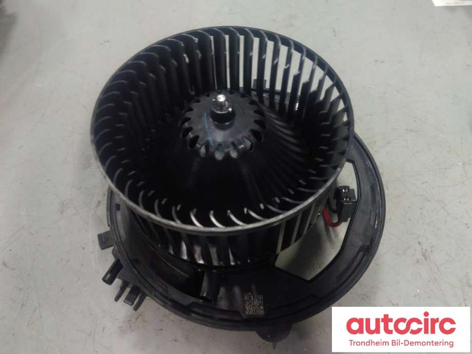 Varmeapparat motor til Škoda Octavia 2020-->> (Type IV)  (DENSO|5WB819021|5WB 819 021|CZ016060-1490)