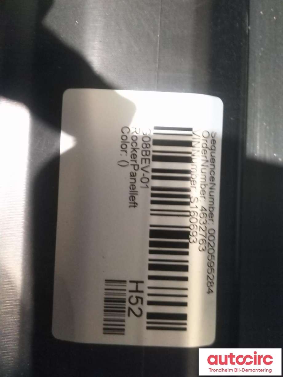 Kanalskjørt høyre til BMW iX3 2021-->>  (BMW IX|51775A24AA8|51778498662|)
