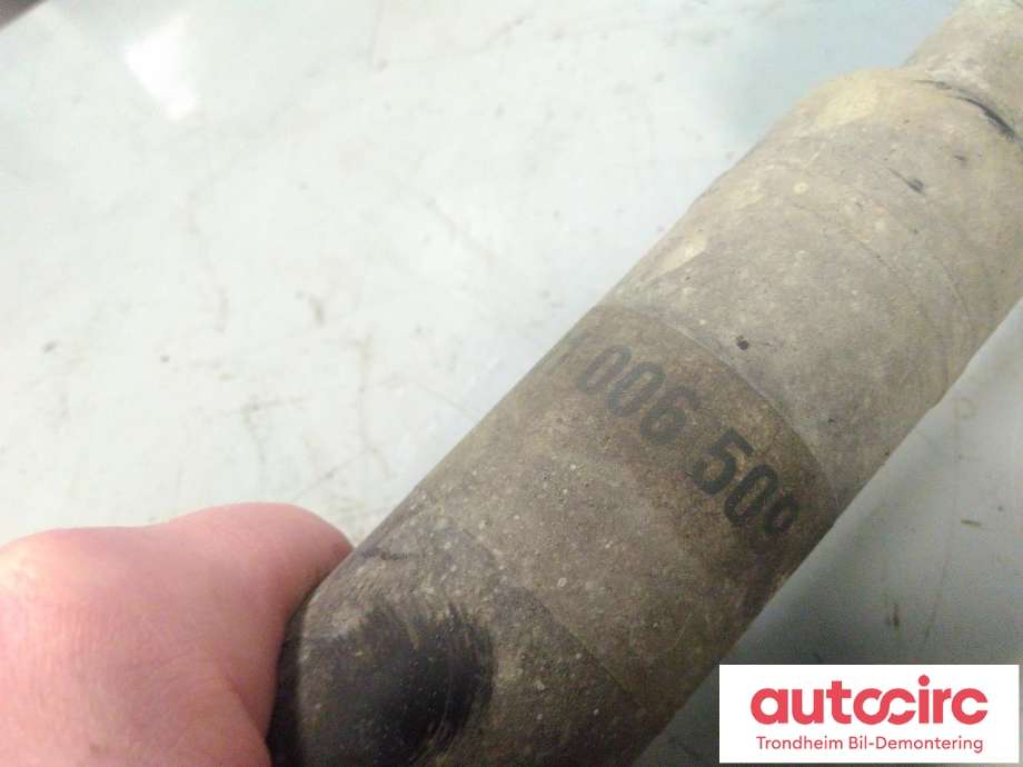 Drivaksel høyre foran, diesel/automat til Mercedes ML 1997-2005 (W163) (W163) (..|A1633300201|A1633300301|A1633300501| 0501006509| A0501006509)
