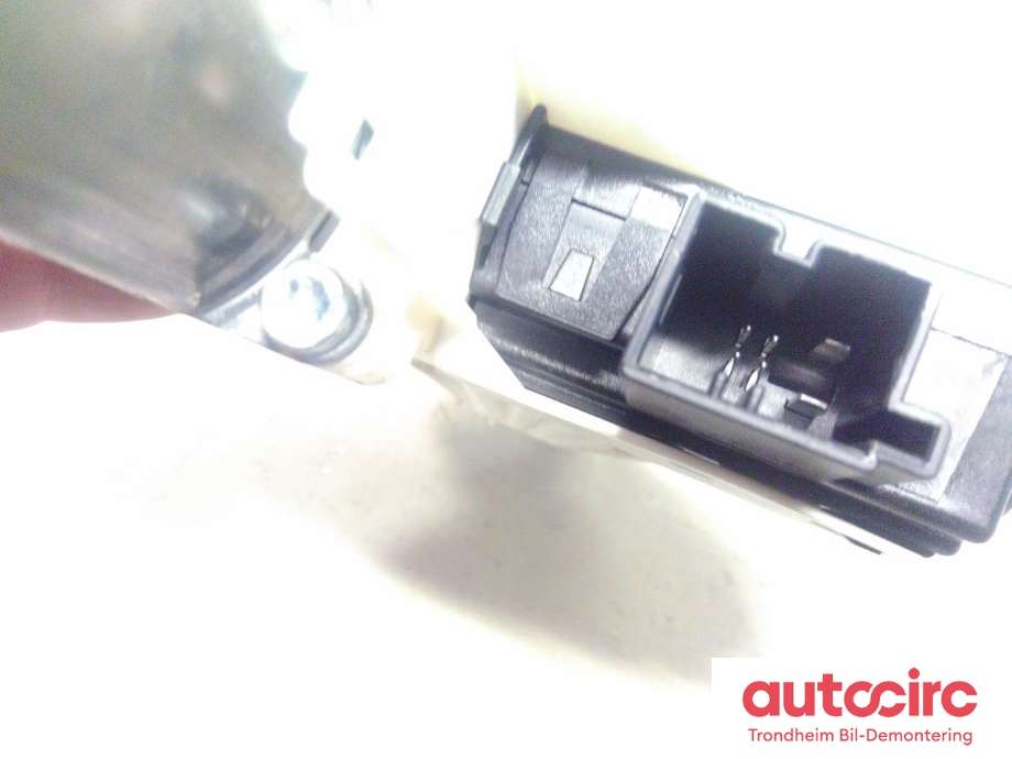 Ruteheis, kun motor, høyre foran til Audi Q7 2006-2010 (Type I, Fase 1)  (SIEMENS/BROSE|4L0959802B|4L0 959 802 B|1036-989719-200)