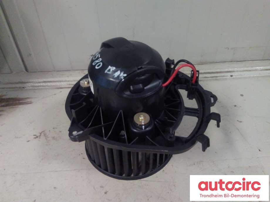 Varmeapparat motor bak til Mercedes GL, 2006-2012 (X164) (X164) (VALEO|A1648350107)