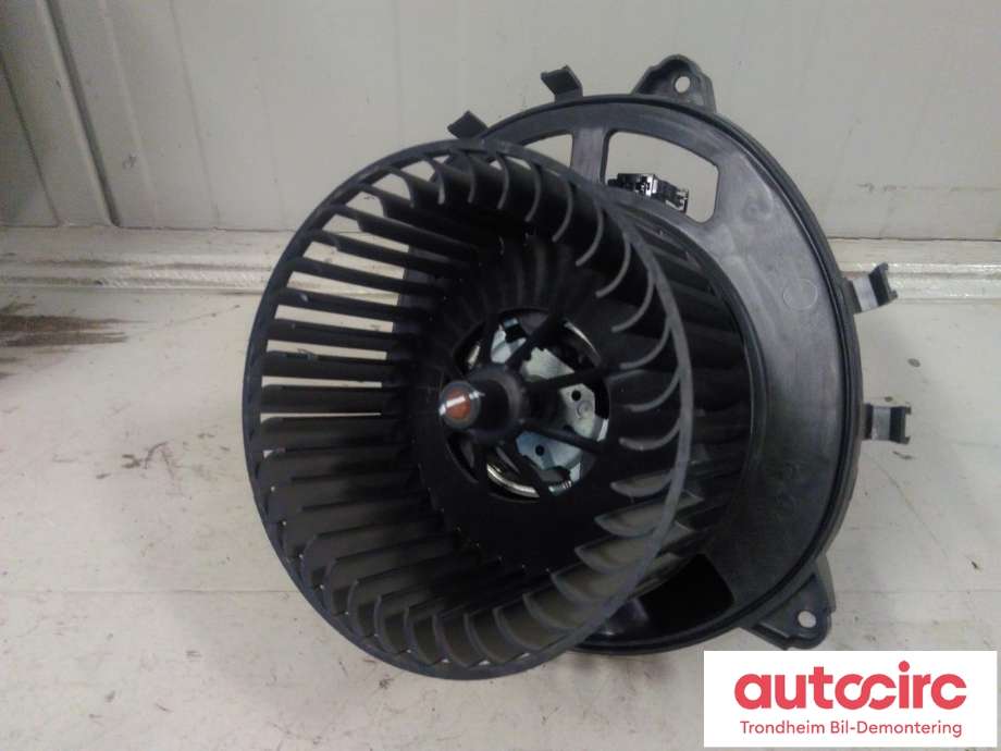 Varmeapparat motor bak til Mercedes GL 2006-2012 (X164) (X164) (VALEO|A1648350107|A 164 835 01 07|929427V)