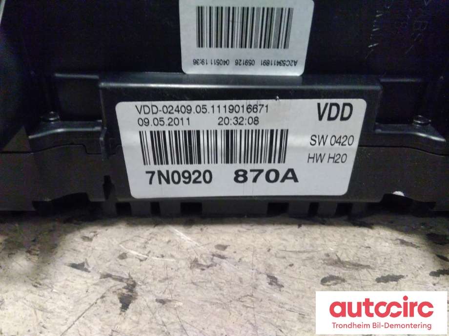 Instrumentpanel til VW Sharan 2010-->> (Type II)  (VDO|7N0920870A|)