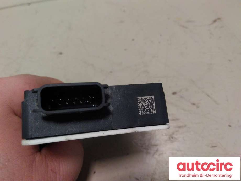 Sensor blindsone til Mercedes EQC 2019-->>  (..|A0009054111|A 000 905 41 11|)
