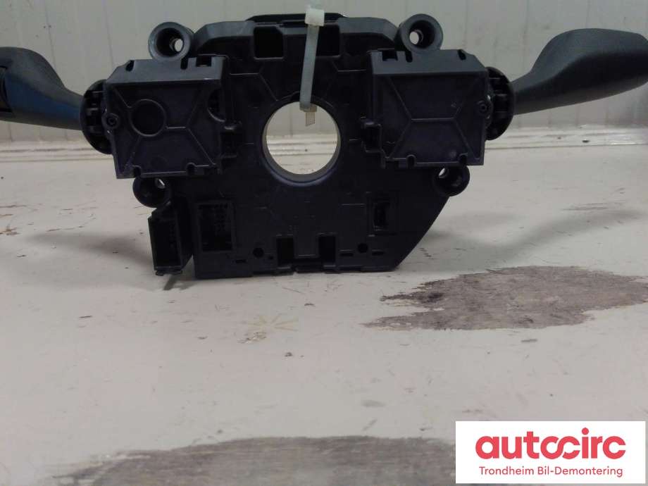 Bryter combi til BMW 2-Serie, Active/Gran Tourer 2014-->> (F45/F46) (F45/F46) (..|6827369|61316827369|)