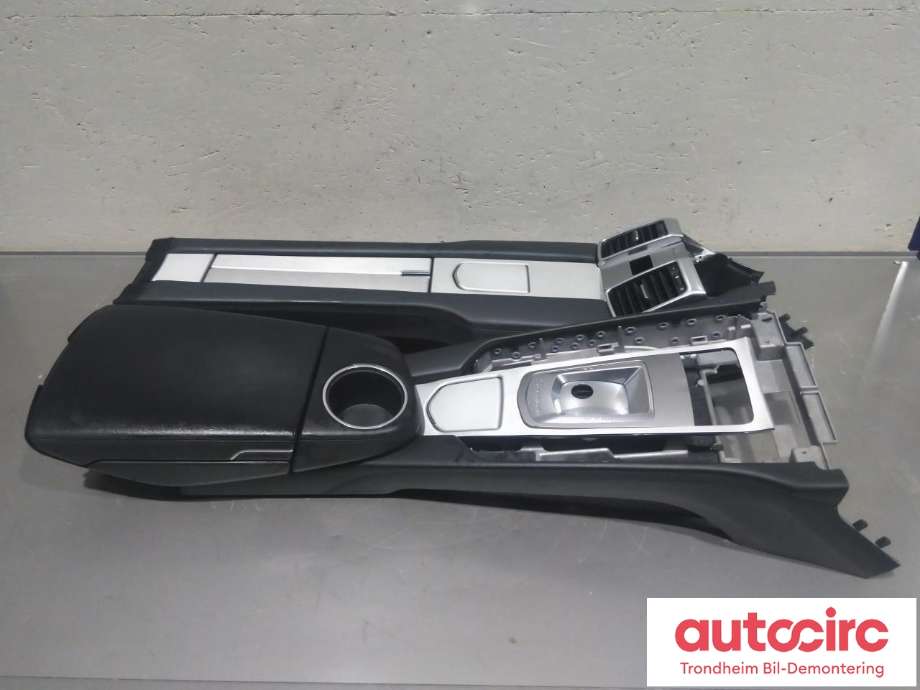 Midtarmlene foran til Porsche Panamera 2009-2017 (Type I) (970) (970) (PORSCHE|97055331101|97055341101|)