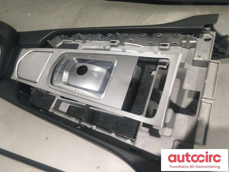 Midtarmlene foran til Porsche Panamera 2009-2017 (Type I) (970) (970) (PORSCHE|97055331101|97055341101|)