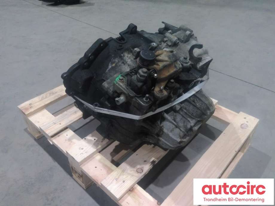 Girkasse manuell 6-trinn til Volvo V70 2007-2013 (Type III, Fase 1)  (M66|30783235|8251965|6G9R-7002-LF)