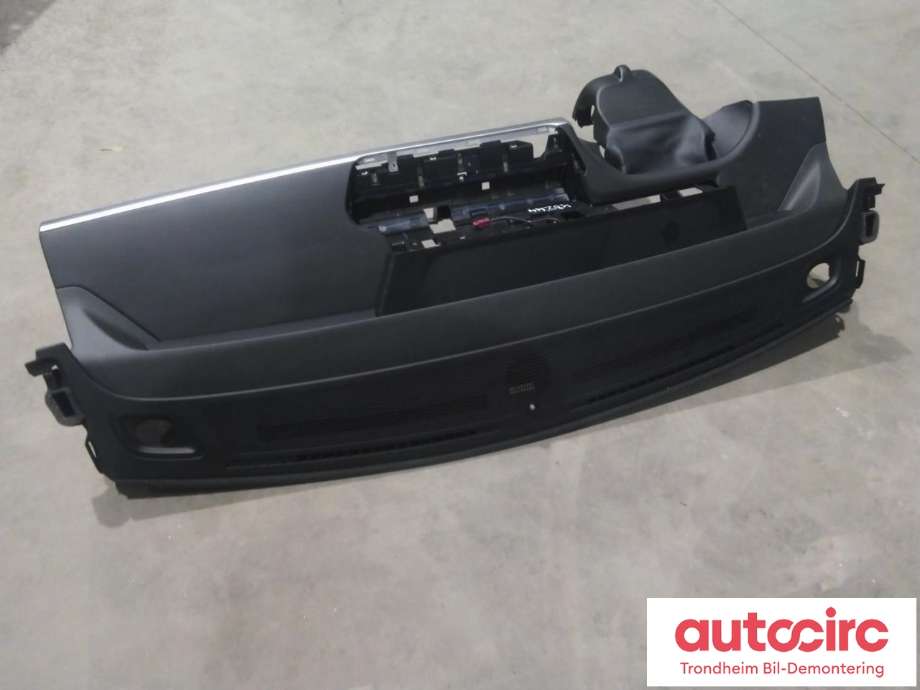 Dashbord til XPeng P7 2021-->>  (XPENG|6510020ED1|)