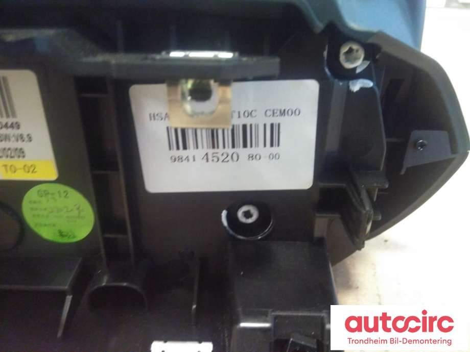 Bilstereo navigasjon skjerm til Peugeot e-2008 2019-->>  (..|9841452080|)