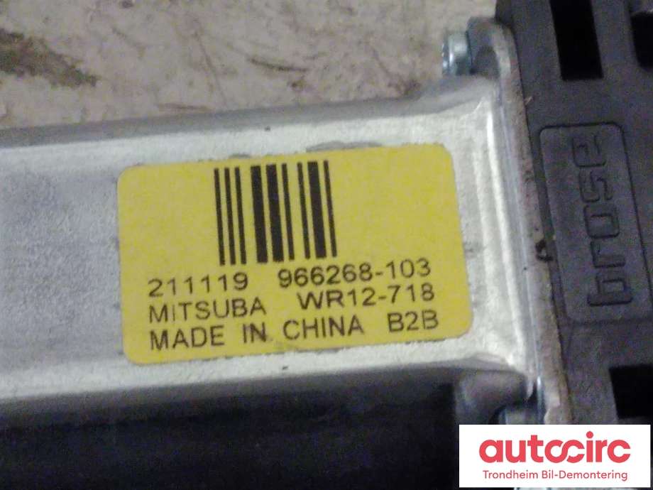 Ruteheis, kun motor, venstre foran til Polestar 2 2020-->>  (MITSUBA|31674755|31349756|966268-103)