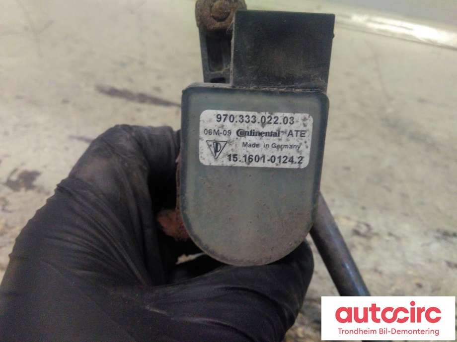 Sensor nivå, høyre bak til Porsche Panamera 2009-2017 (Type I) (970) (970) (CONTINENTAL|97033302203|97033302204|)