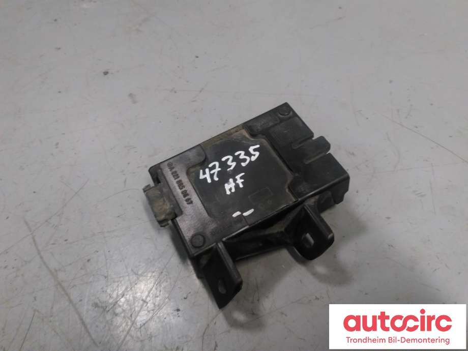 Sensor radar til Mercedes S-Klasse, 2005-2013 (W221) (W221) (HØYRE FORAN|A2218850467)