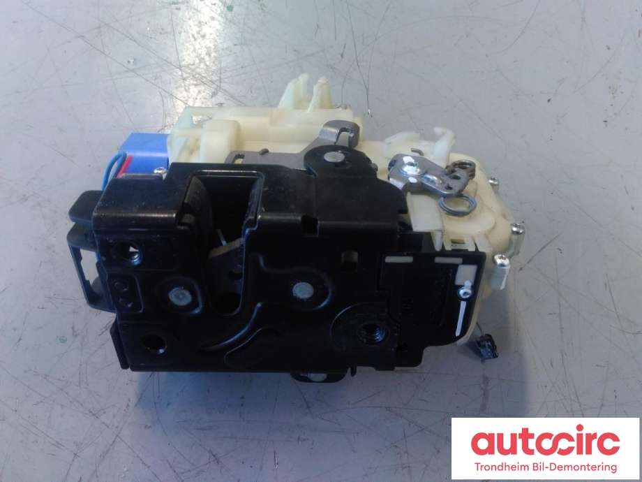Låsekasse høyre foran til VW Transporter / Caravelle 2015-2019 (T6) (T6) (..|3B1837016CQ|3B1 837 016 CQ|7E1837016B)