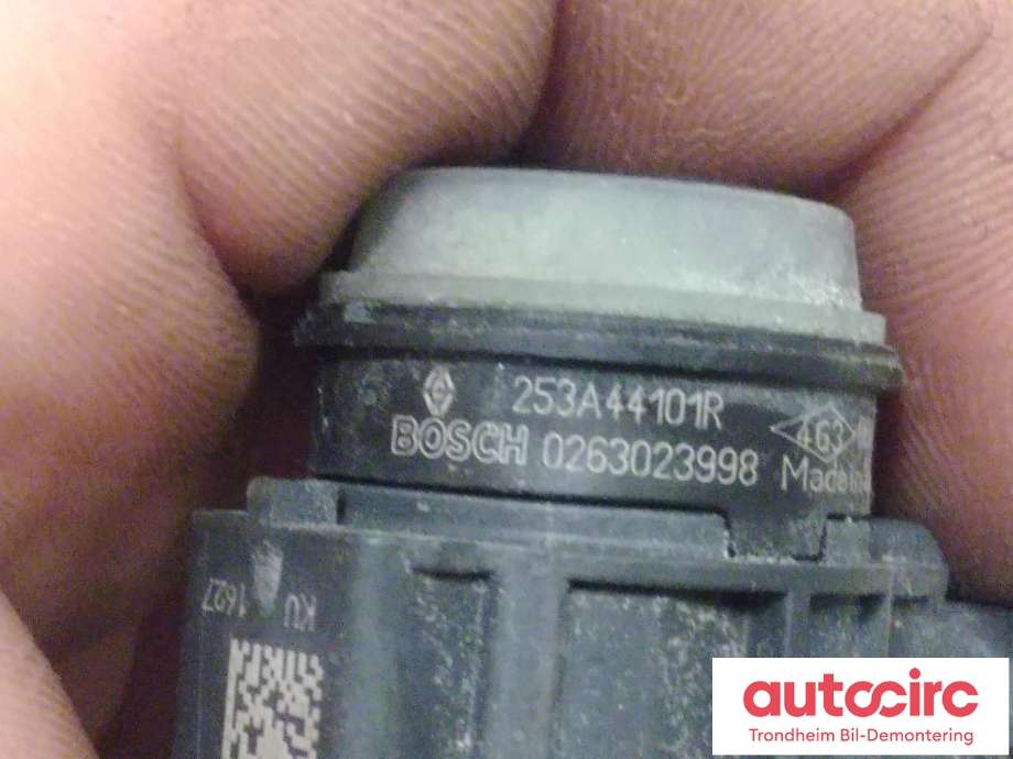 Parkeringssensor foran til Renault Megane 2016-->> Type IV  (BOSCH|253A44101R|8201537464|0263023998)