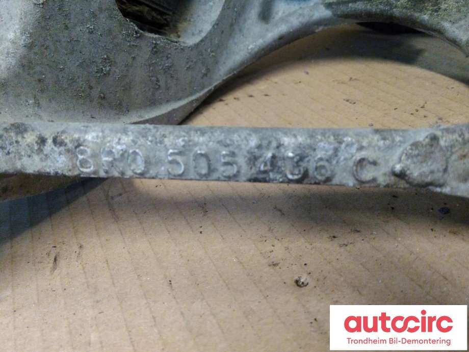Hjulspindel høyre bak til Audi A7 2010-2014 (Type I, Fase 1)  (DIESEL/AUTOMAT|8R0505436C|8R0505432E|8R0505432F| 8R0 505 432 E| 8R0 505 432 F)