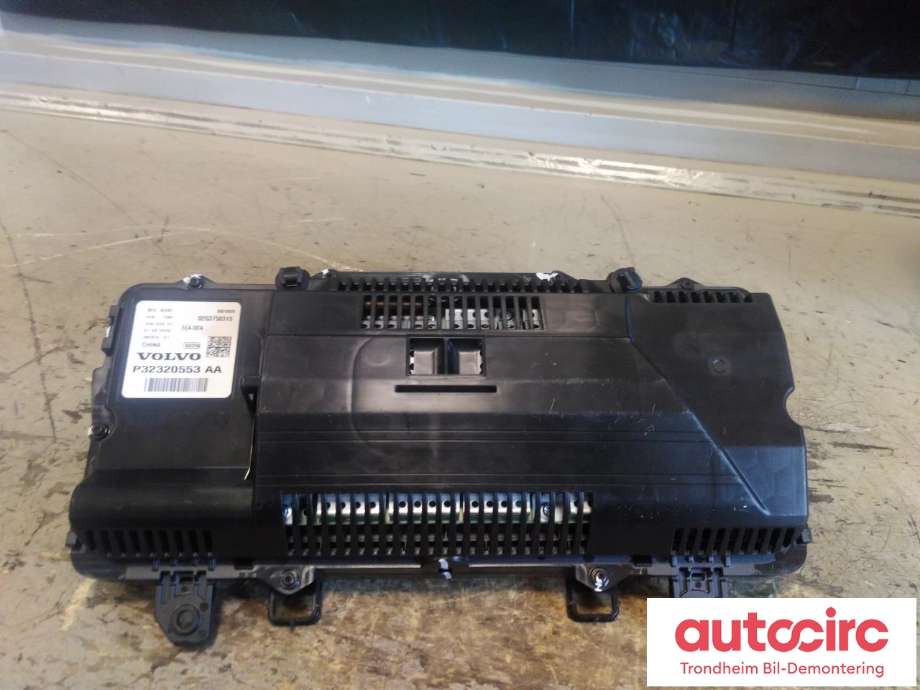 Instrumentpanel til Polestar 2 2020-->>  (VOLVO|32320553|36003414|)