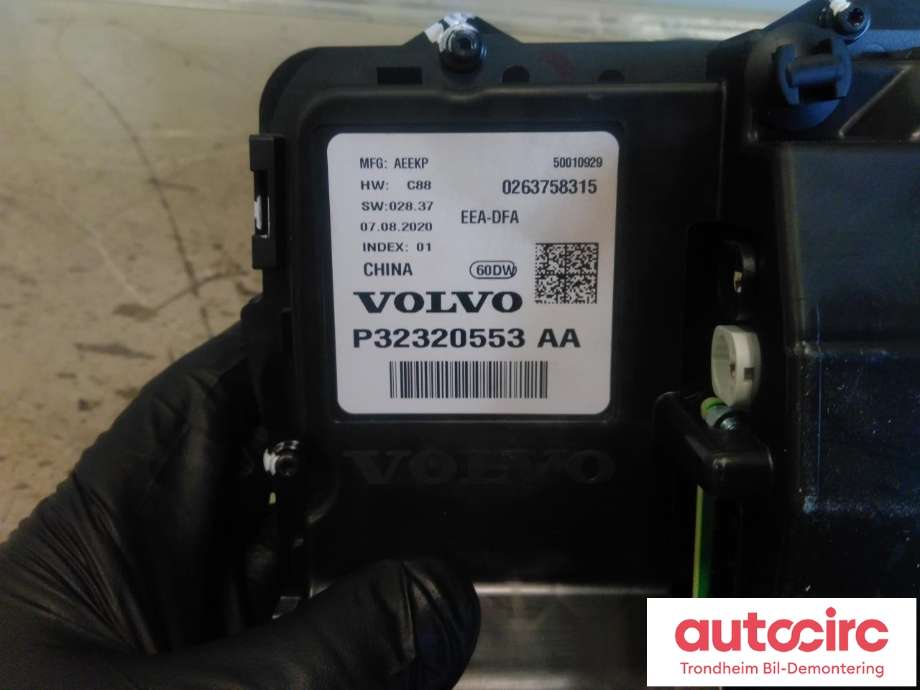 Instrumentpanel til Polestar 2 2020-->>  (VOLVO|32320553|36003414|)
