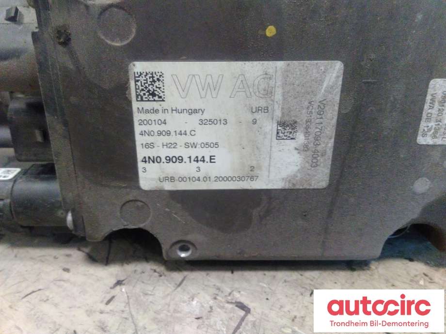 Tannstang elektrisk til Audi e-tron 2018-->> (REDUSERT PRIS|4N0909144E|4N1423053L|4M1423105K| 4N1423053P)