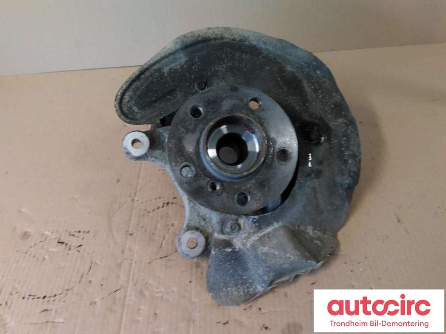 Hjulspindel venstre foran til BMW 2-Serie, Active/Gran Tourer, 2014-->> (F45/F46) (F45/F46) (DIESEL/AUTOMAT|31216876645)