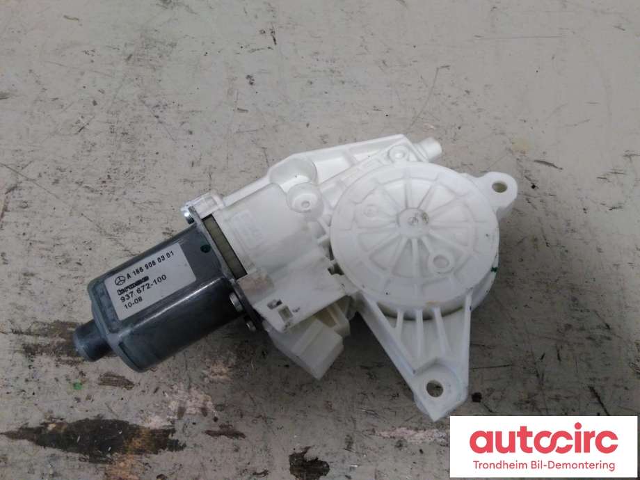 Ruteheis, kun motor, høyre foran til Mercedes ML 2011-2015 (Fase 1) (W166) (W166) (BOSCH/BROSE|A1669060301|0130822755|937672-100)