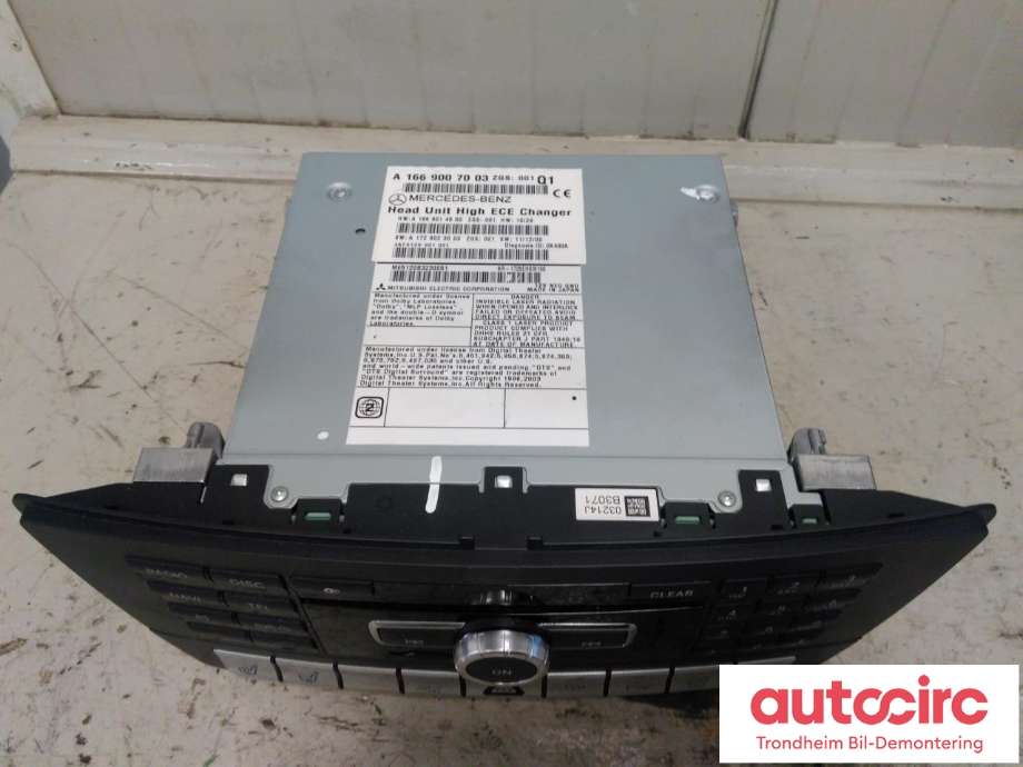 Bilstereo navigasjon spiller til Mercedes ML 2011-2015 (Fase 1) (W166) (W166) (..|A1669007003|A1669009903|A1669006605)