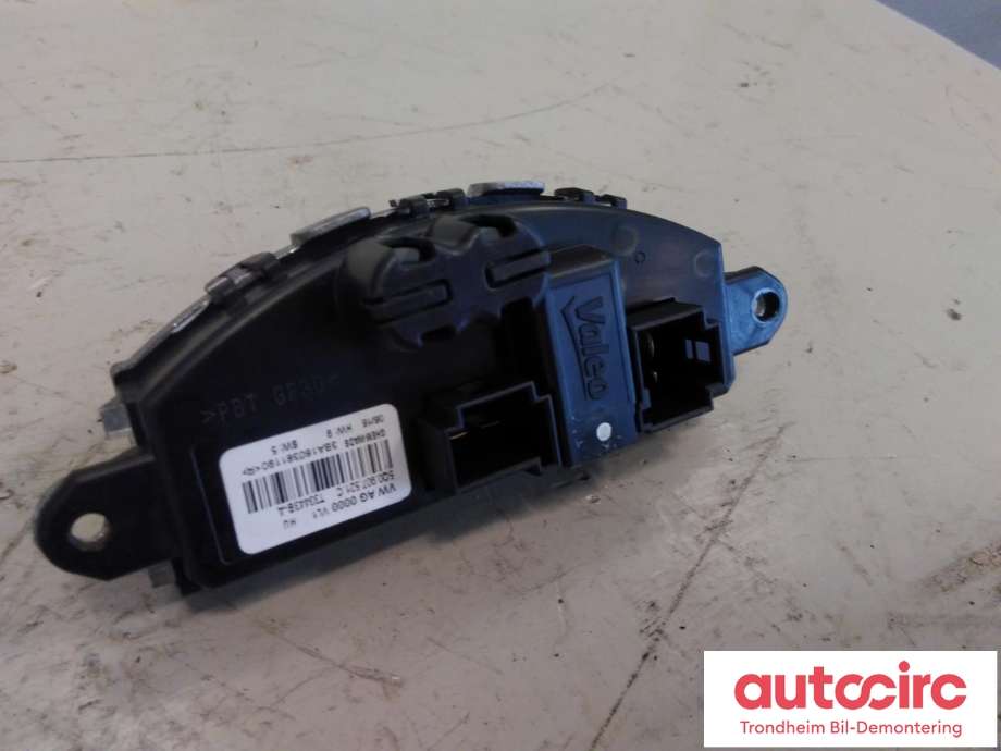 Varmeapparat motstand til VW Passat 2015-2019 (Fase 1) (B8) (B8) (VALEO|5Q0907521C|5WA907521|T33443B)