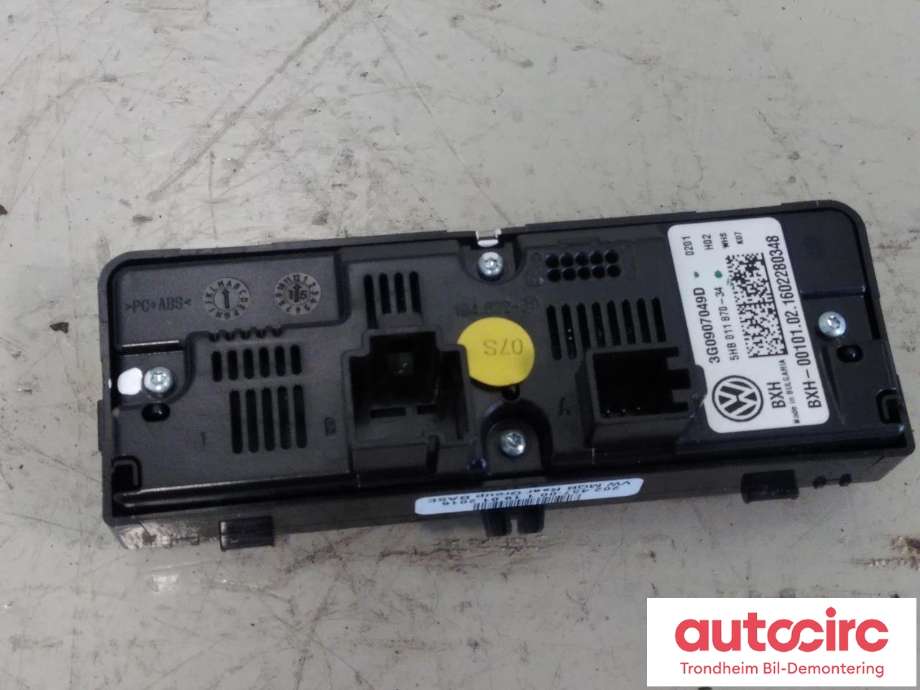 Varmeapparat betjening bak til VW Passat 2015-2019 (Fase 1) (B8) (B8) (..|3G0907049D|5HB011870-38|)