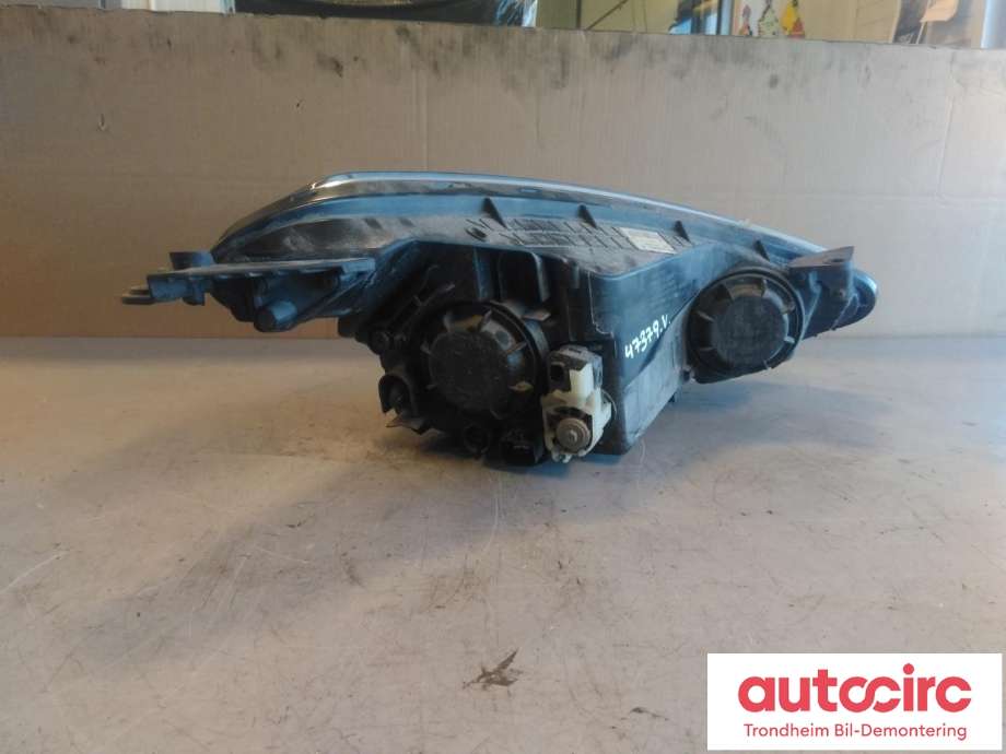 Frontlykt venstre halogen til Hyundai i10 2014-2018 (Type II)  (AUTOMOTIVE LIGTHING|92101-B9000|92101B9000|01044099900010)