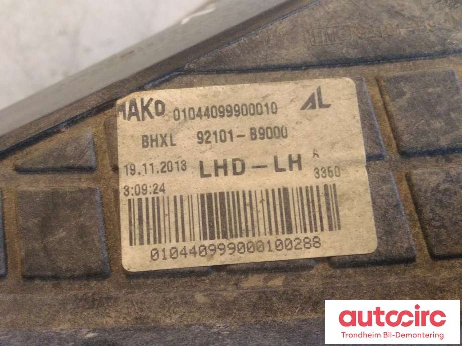 Frontlykt venstre halogen til Hyundai i10 2014-2018 (Type II)  (AUTOMOTIVE LIGTHING|92101-B9000|92101B9000|01044099900010)