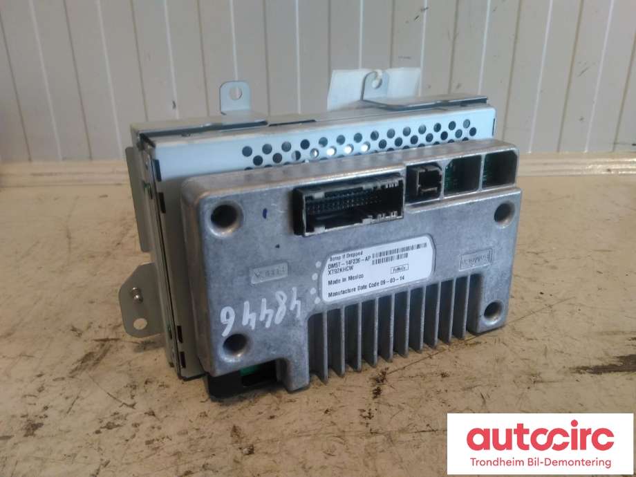 Bilstereo navigasjon skjerm til Ford Focus 2014-2018 (Type III, Fase 2)  (..|DM5T-14F239-AP|F1FT1-8B955-GG|2201383)