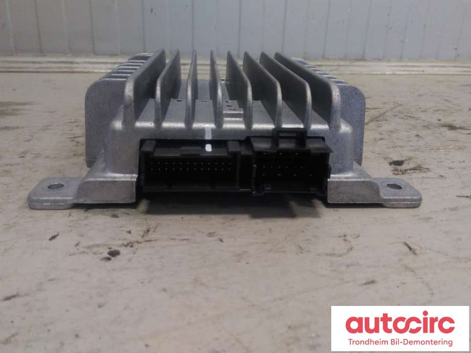 Bilstereo forsterker til Nissan 350 Z 2002-2009  (BOSE|28060-CE400|28060CE400|)