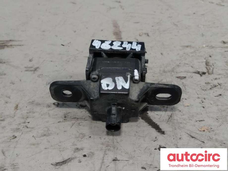 Parkeringskamera bak til XPeng P7 2021-->>  (NEDRE|..|)