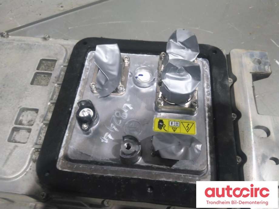 Batterilader (OBC - On Board Charger) til XPeng P7 2021-->>  (XPENG|SPW252JACU103CE0-XP01|)