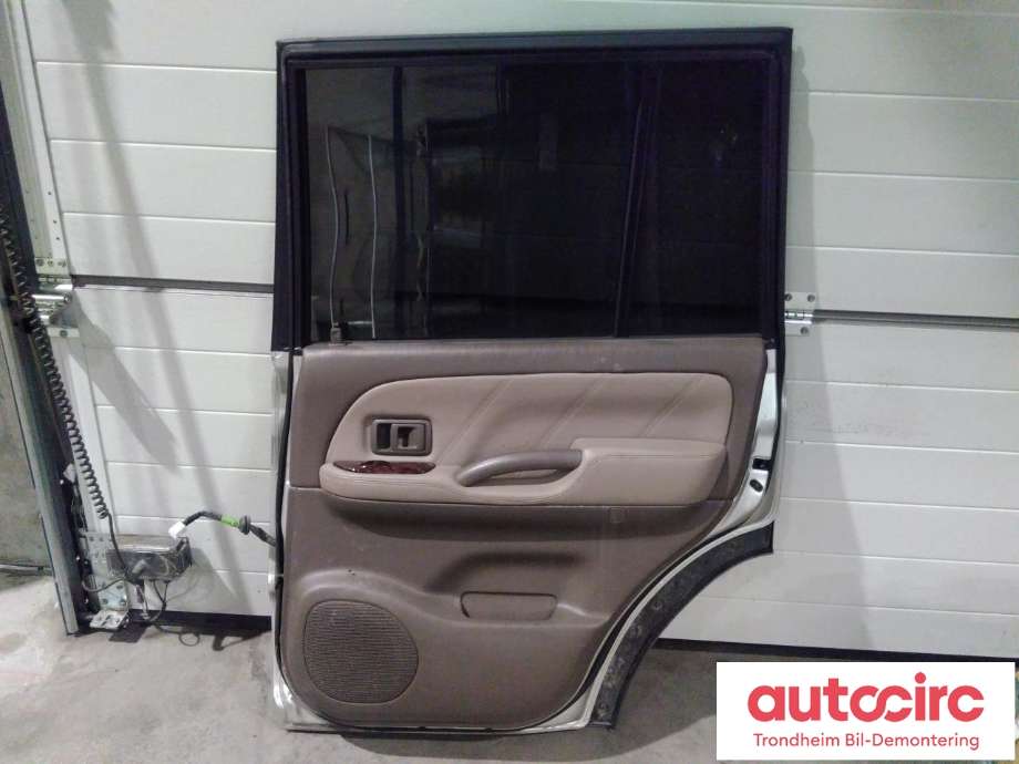 Dør høyre bak til Toyota Land Cruiser 90 1996-2002  (..|67004-60171|67004-60170|6700460170)