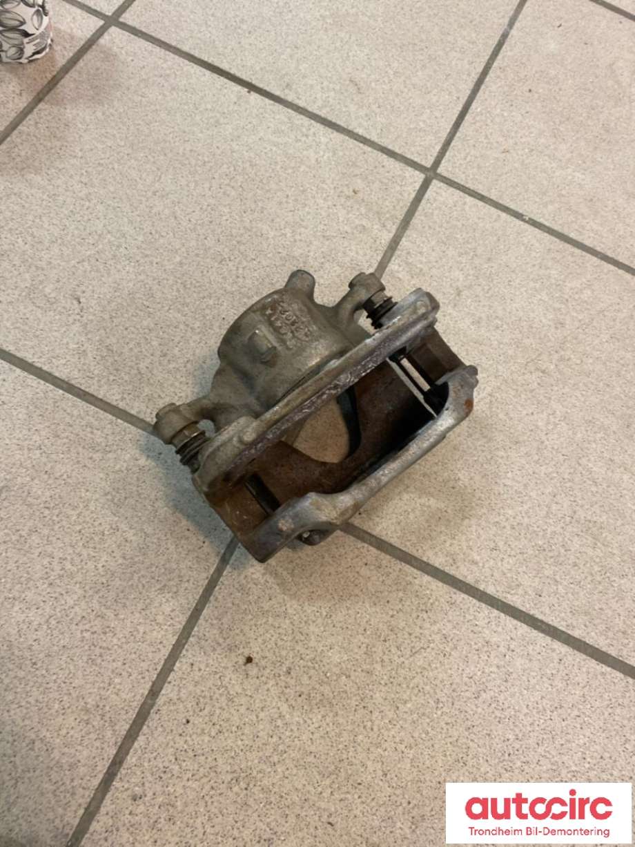 Bremsecaliper høyre foran til Mini One/Cooper 2014-->> (F54-57) (F54-57) (34116860262|)
