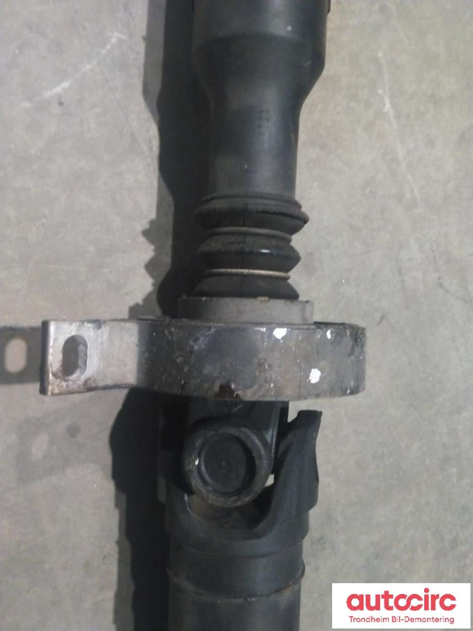 Mellomaksel bakre til BMW 3-Serie 2005-2011 (E90/E91/E92/E93) (E90/E91/E92/E93) (BMW AG|26107573482|26 10 7 573 482|)