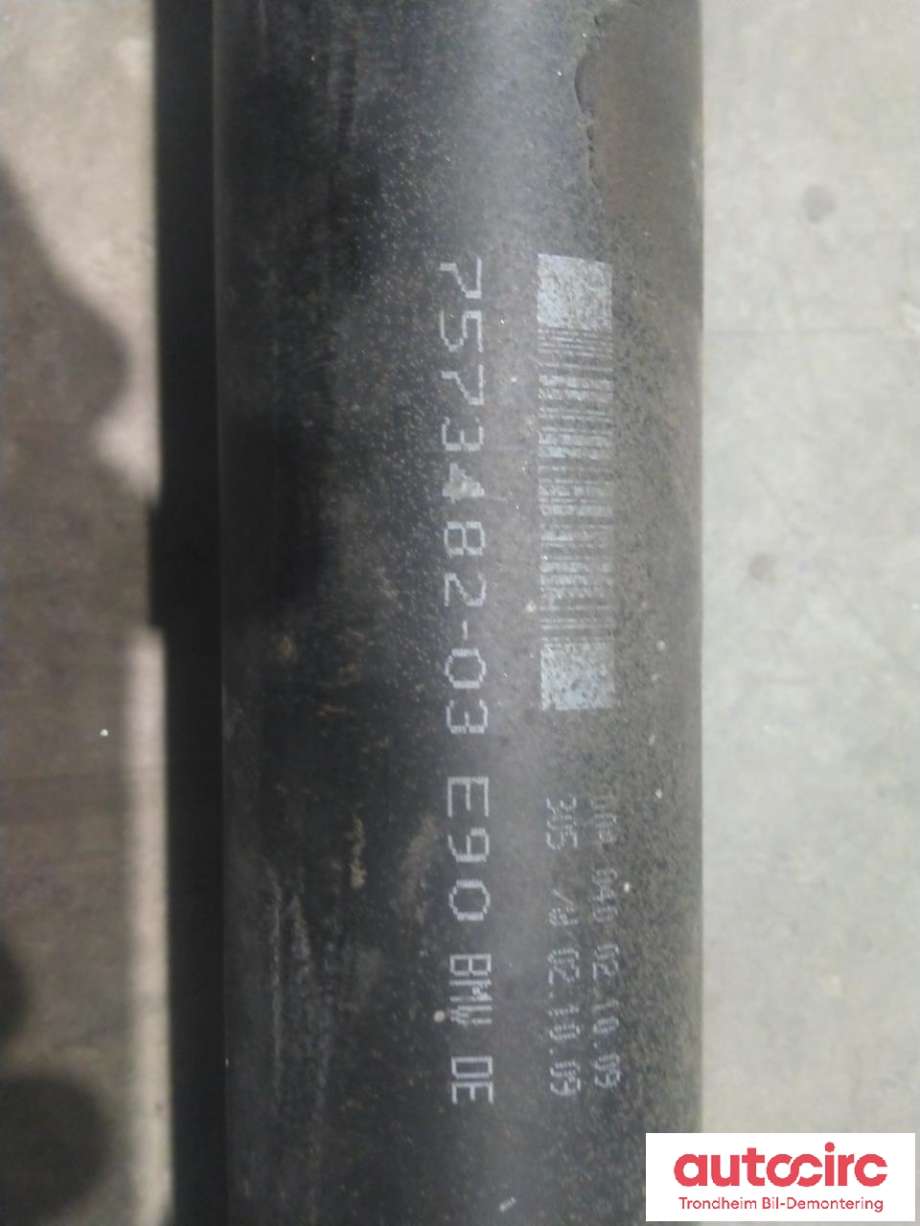 Mellomaksel bakre til BMW 3-Serie 2005-2011 (E90/E91/E92/E93) (E90/E91/E92/E93) (BMW AG|26107573482|26 10 7 573 482|)