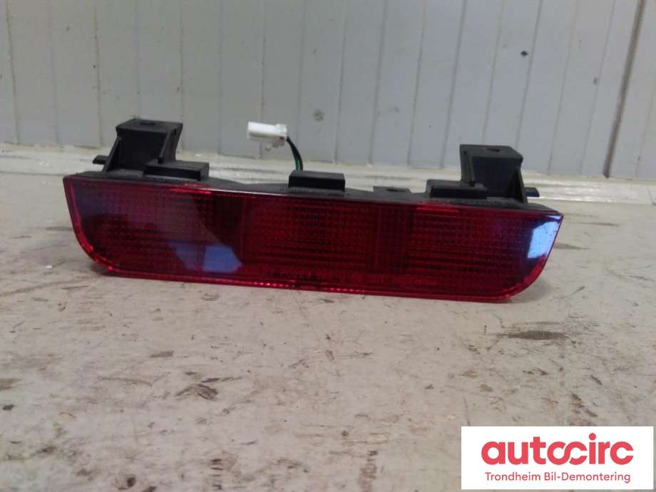 Baklykt bremselys bakrute til Mitsubishi Pajero 2000-2006 (Type III) (STANLEY|MR490839|P0223|)