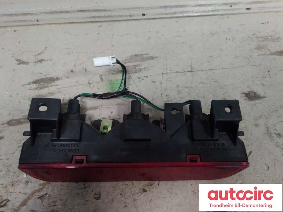 Baklykt bremselys bakrute til Mitsubishi Pajero 2000-2006 (Type III) (STANLEY|MR490839|P0223|)